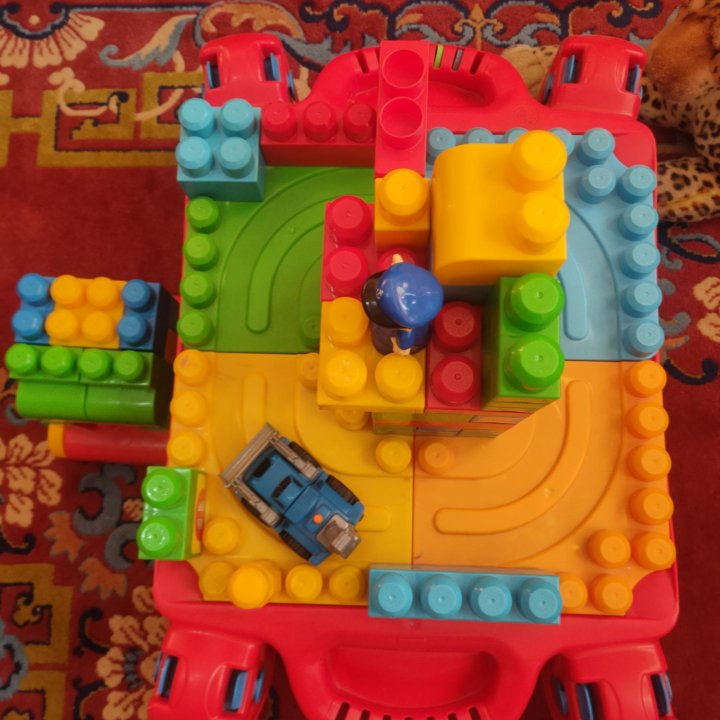 Конструктор-стол Mega Bloks