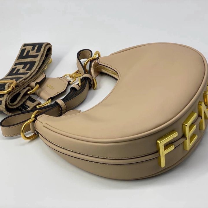 Женские Сумки Fendi ????????