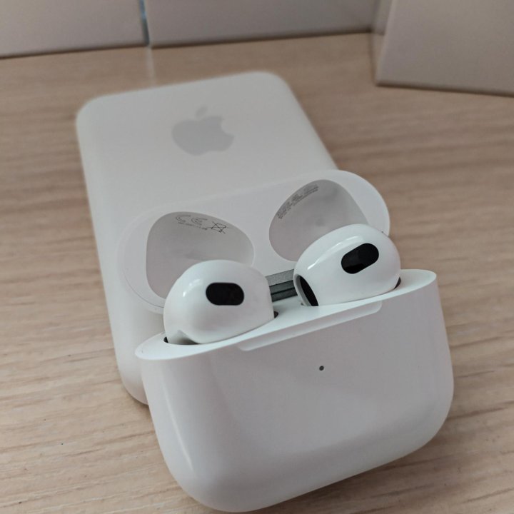 Airpods 3 Premium + чехол