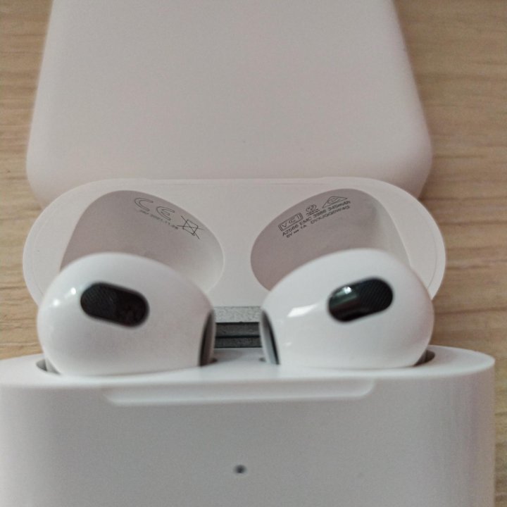 Airpods 3 Premium + чехол