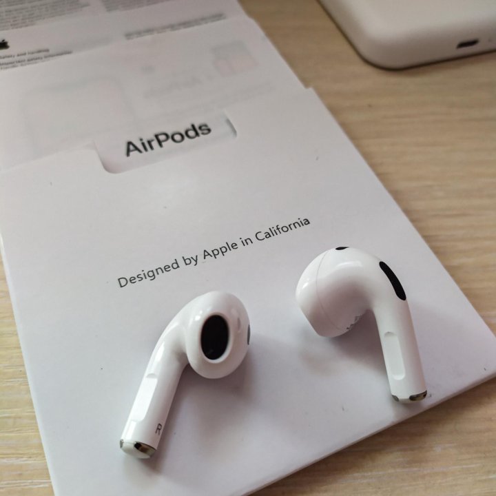 Airpods 3 Premium + чехол