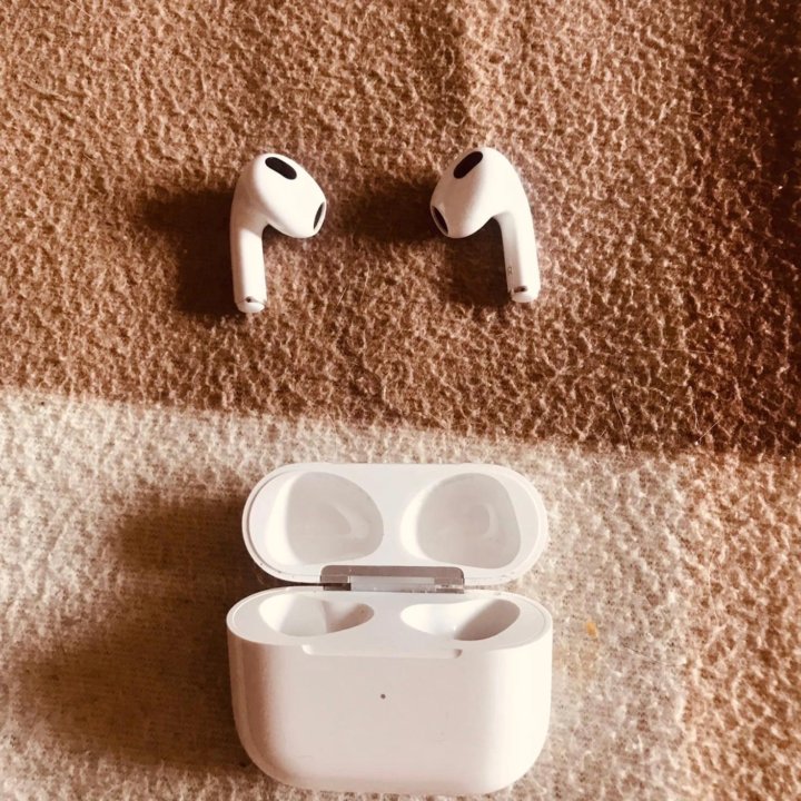 Беспроводные наушники apple airpods