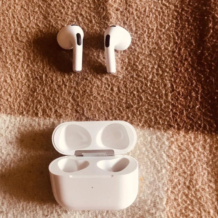 Беспроводные наушники apple airpods