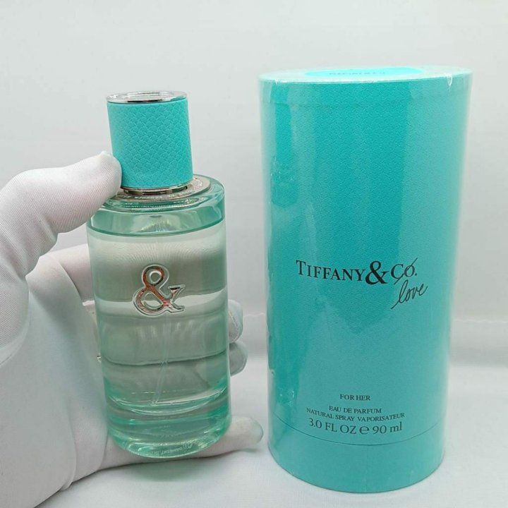 TIFFANY & CO love