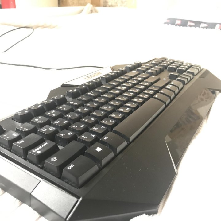 Игровая клавиатура Lenovo LEGION K200