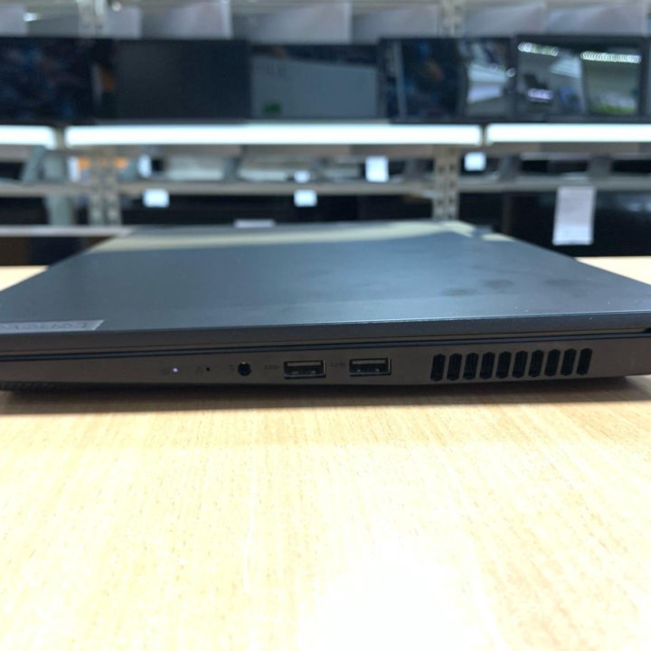 Lenovo R5 5600/8GB/RTX3050/51GB SSD/15.6 IPS Full