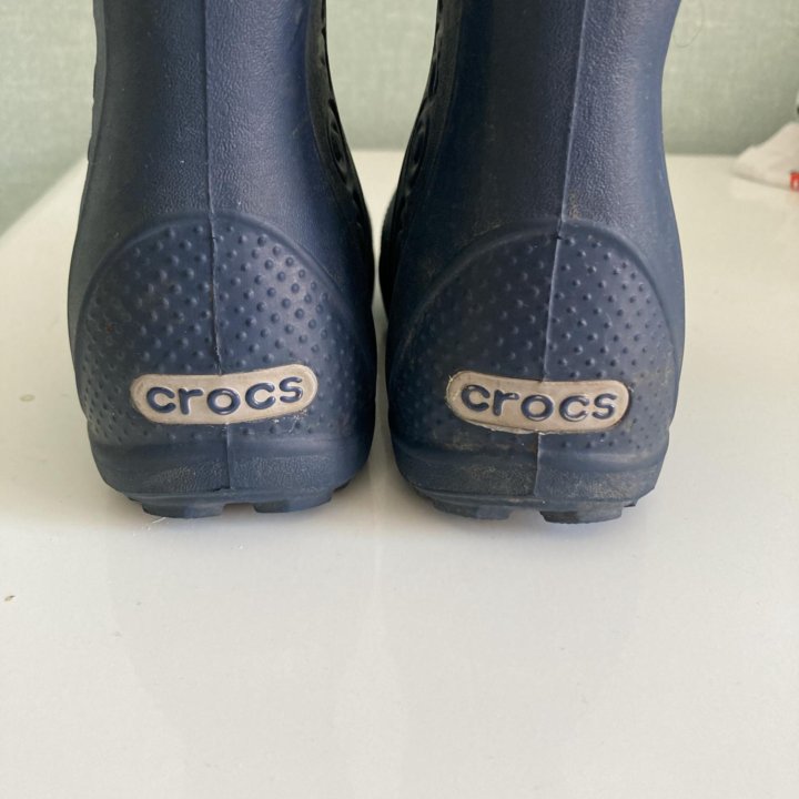 Резиновые сапоги crocs