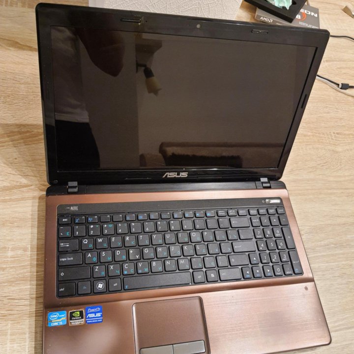 Asus K53s, core i5, nvidia gt540m