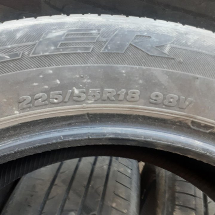 225/55R18 можно парой или одно