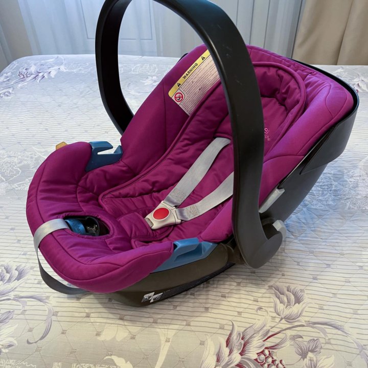 Детское автокресло Cybex Aton 0+