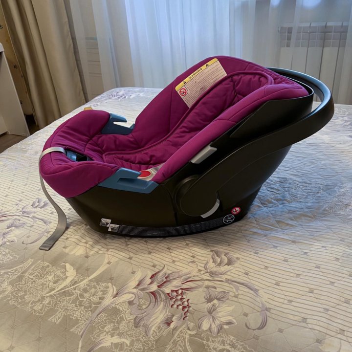 Детское автокресло Cybex Aton 0+