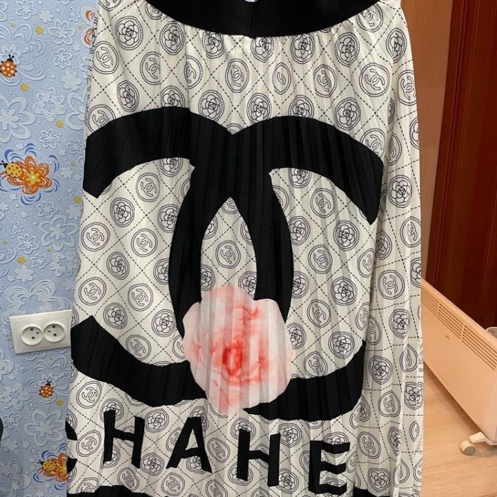 Женский костюм chanel