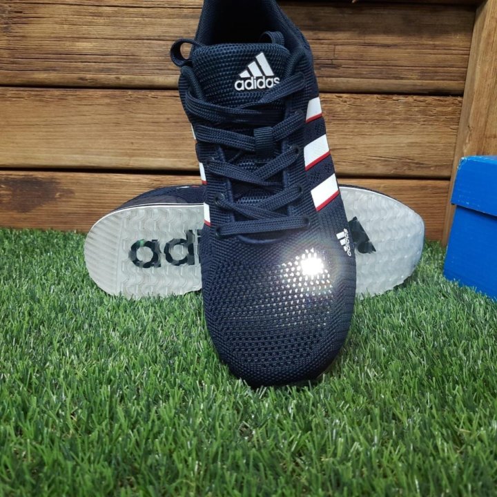 Кроссовки Adidas артикул 9066 вентилируемые