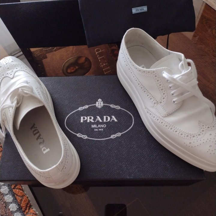 PRADA MILANO