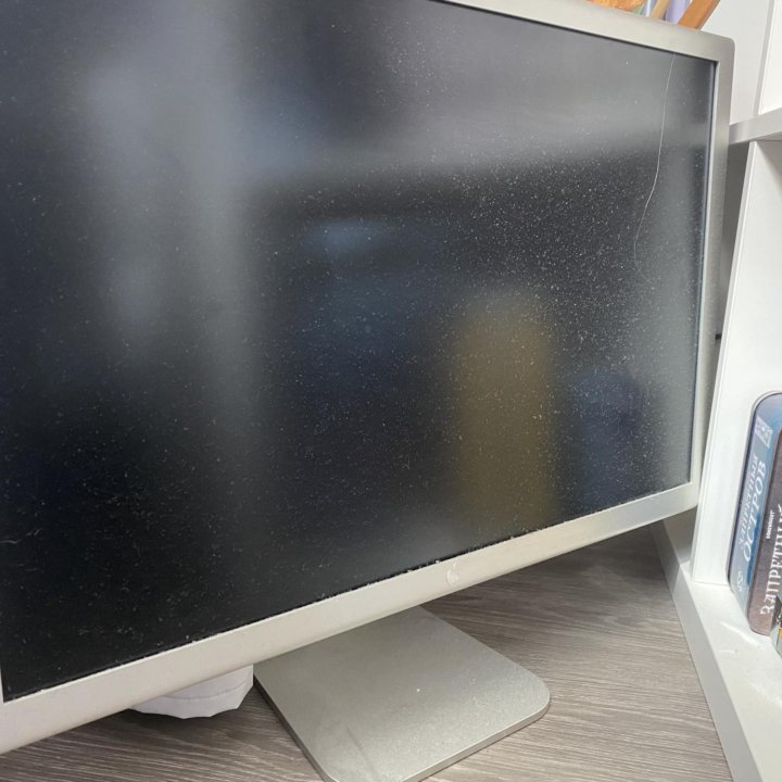 Монитор Apple cinema display