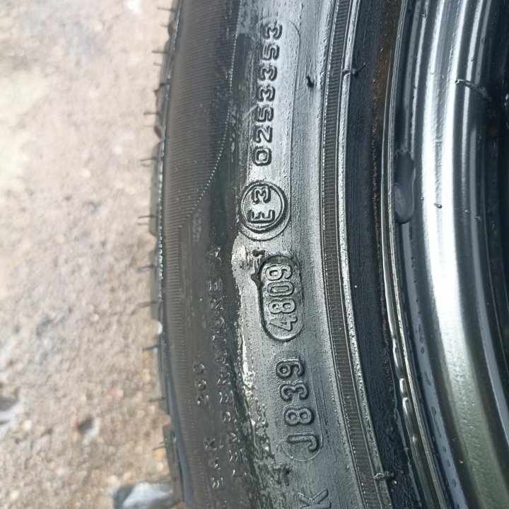 205/55/16 запаска VAG Pirelli