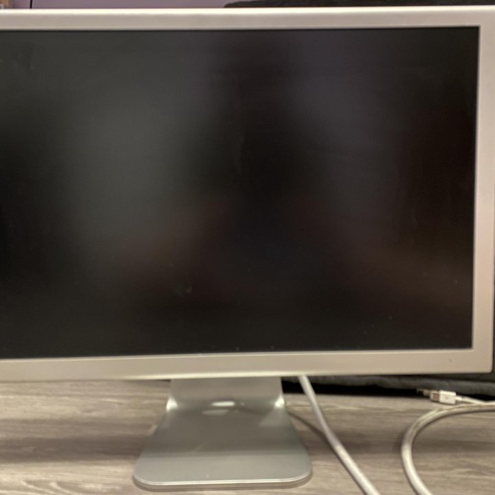 Монитор Apple cinema display