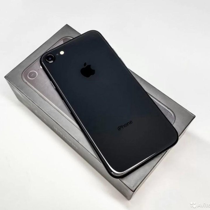 iPhone 8 64GB (идеал,оригинал)