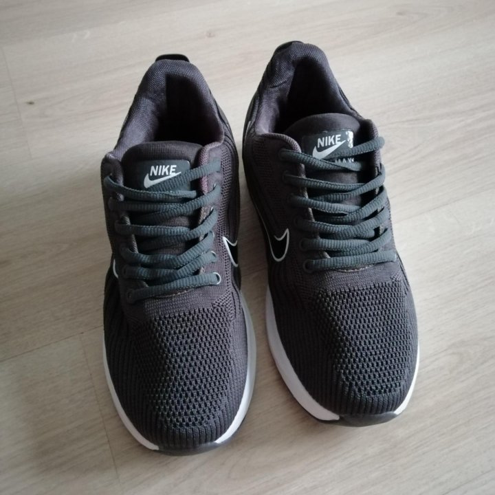 Новые кроссовки Nike р.с 43 по 45