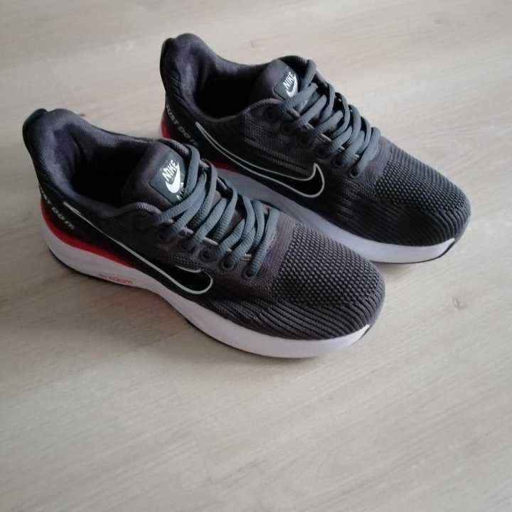 Новые кроссовки Nike р.с 43 по 45