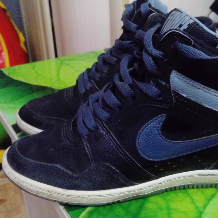 Ботинки туфли