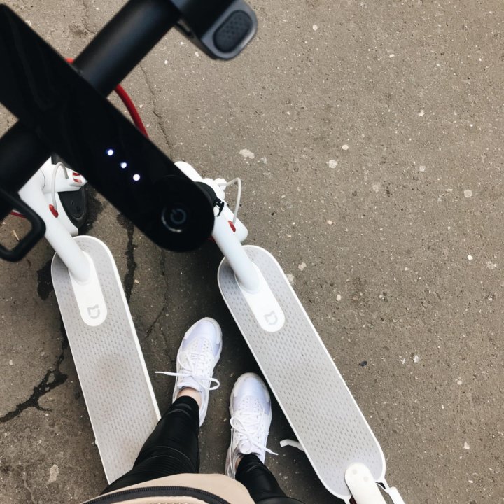 Электросамокат Xiaomi Scooter 1S