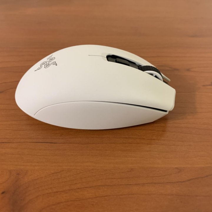 Razer Orochi v2 white