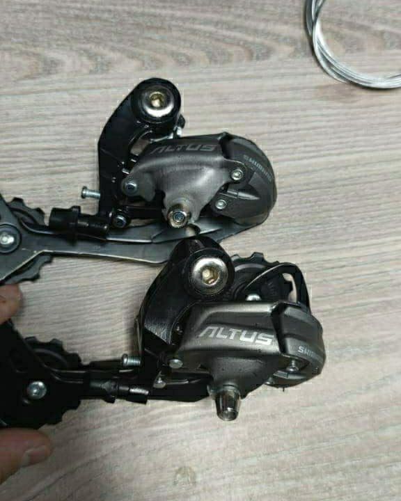 Задний переключатель Shimano Altus M370