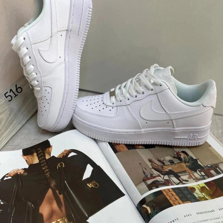 Кроссовки NIKE FORCE 1