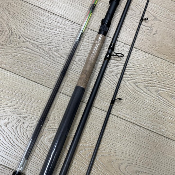 Фидер Dayo Feeders 360 cm 60-120 g