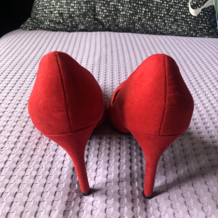 Туфли красные