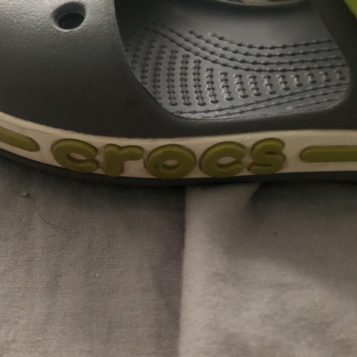 Сандали crocs на мальчика с 10