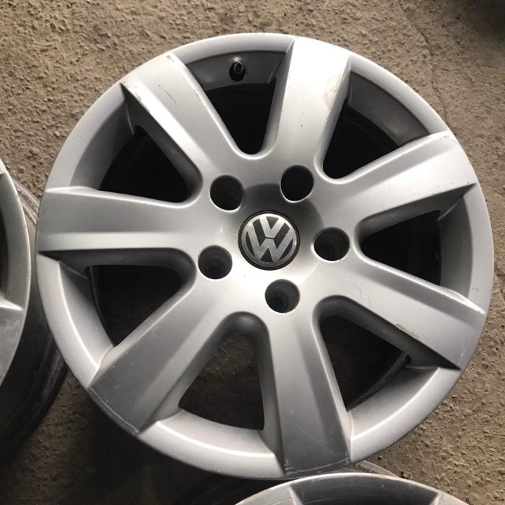 Диски Volkswagen (оригинал) R17 5x130 (Лот №4484)