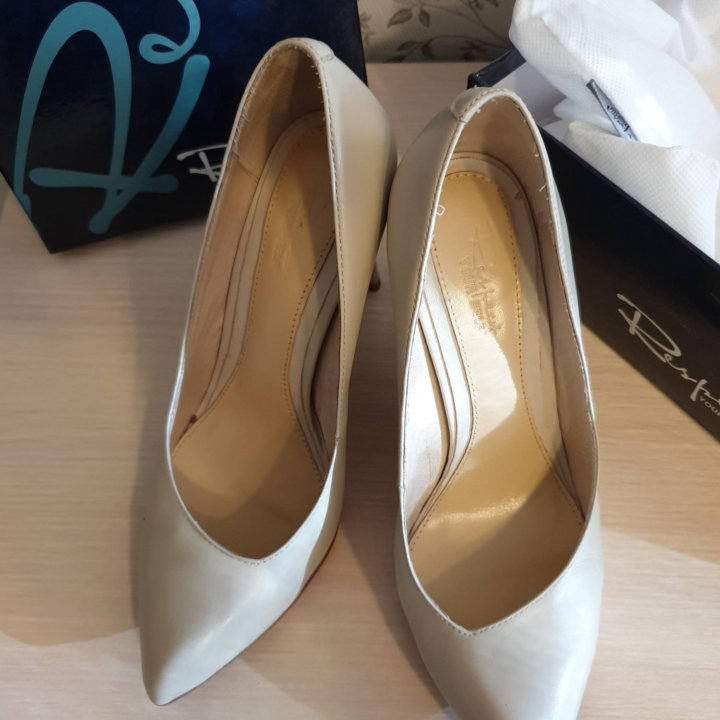 Кожаные туфли