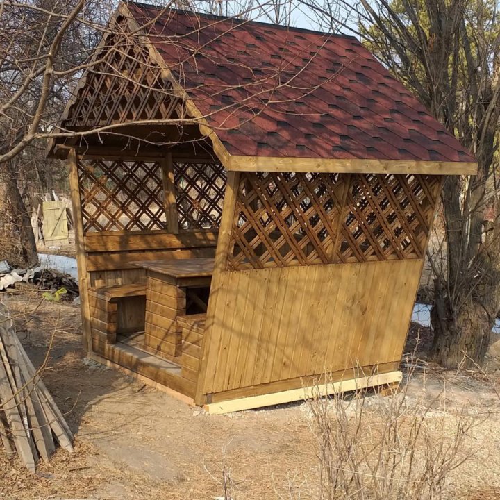 Беседка садовая из массива дерева