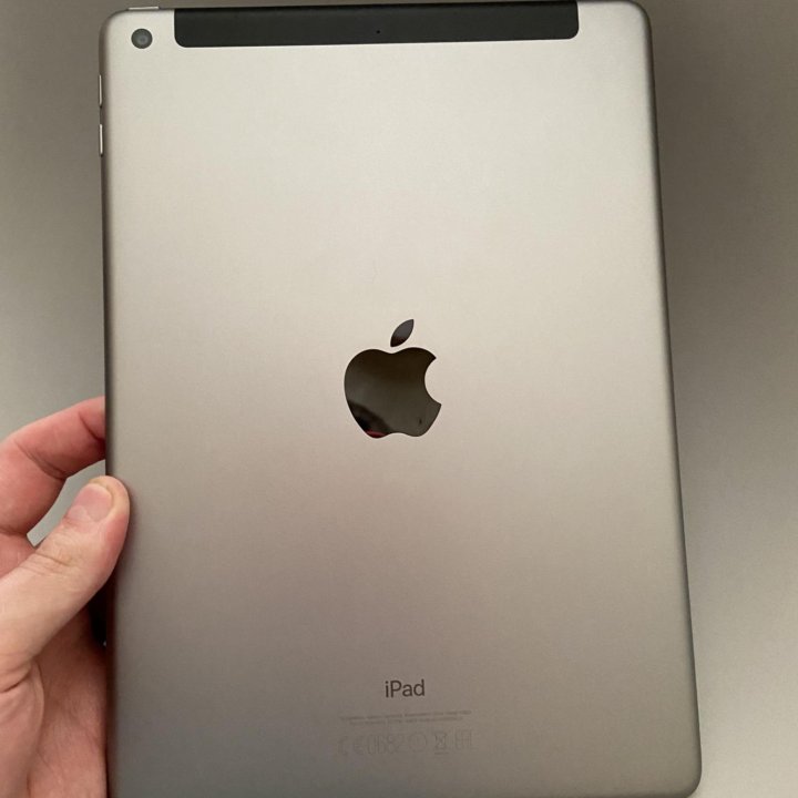 iPad 5 (2017) 32gb Wi-Fi+4G