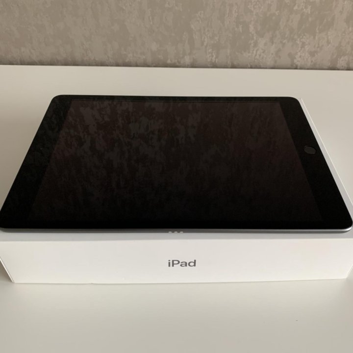 iPad 10.2.2020 128 GB