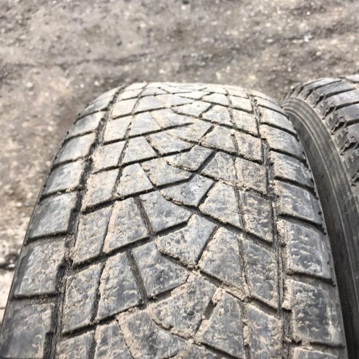 225/70R16 Bridgestone Blizzak DM-Z3 (Лот №4752)