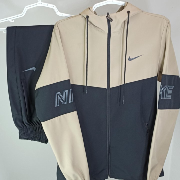 Костюм спортивный nike