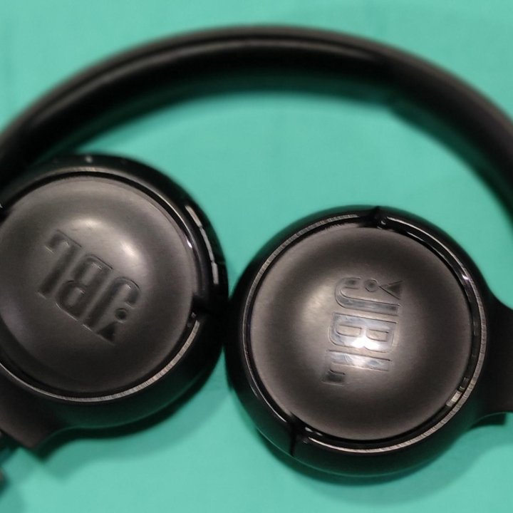 Безпроводные наушники JBL TUNE 500BT