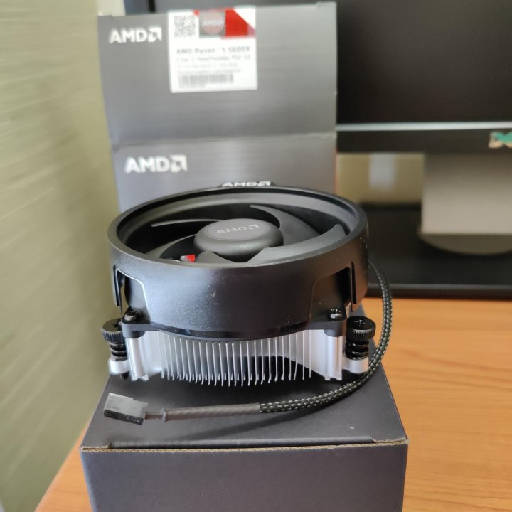 Кулер для процессора AMD Ryzen 5 5600X BOX