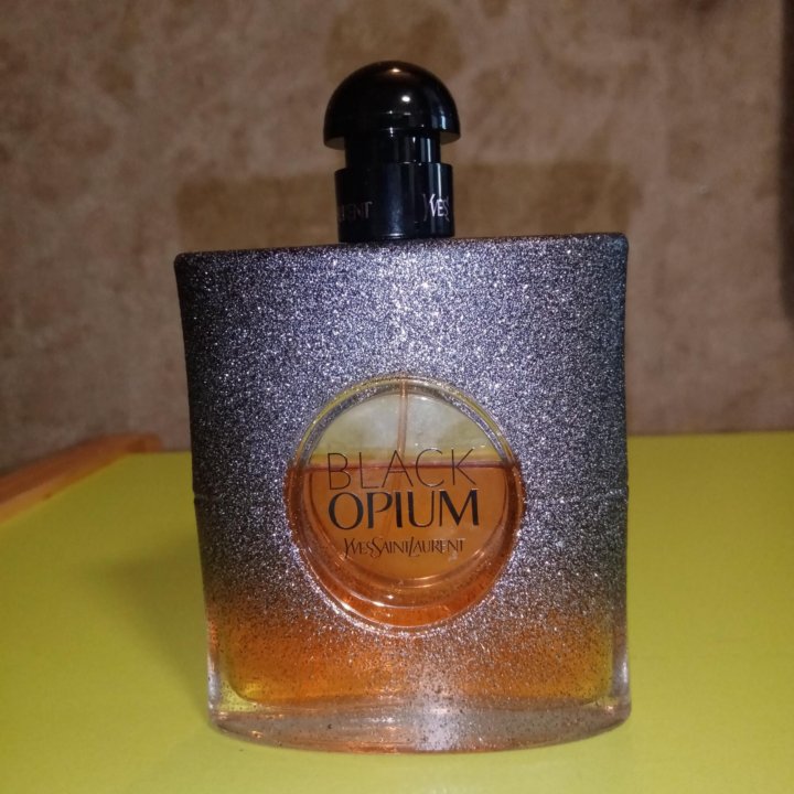 Парфюм от YVESSAINTLAURENT, BLACK OPIUM.