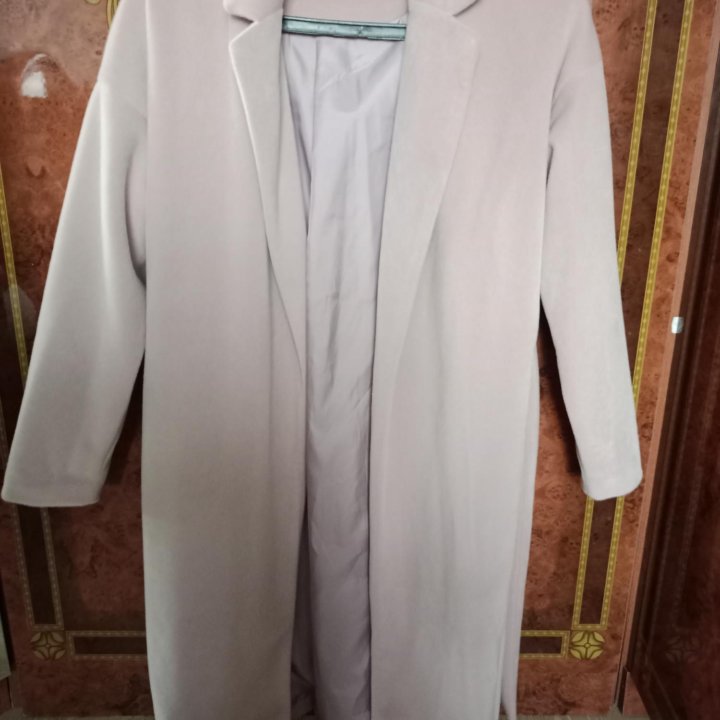 Пальто 44размер