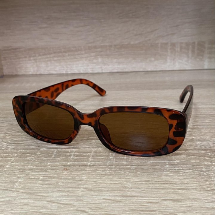 Солнцезащитные очки