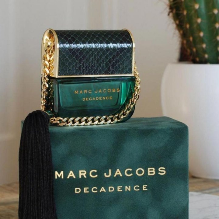 Marс Jacobs «Decadence», 100 ml