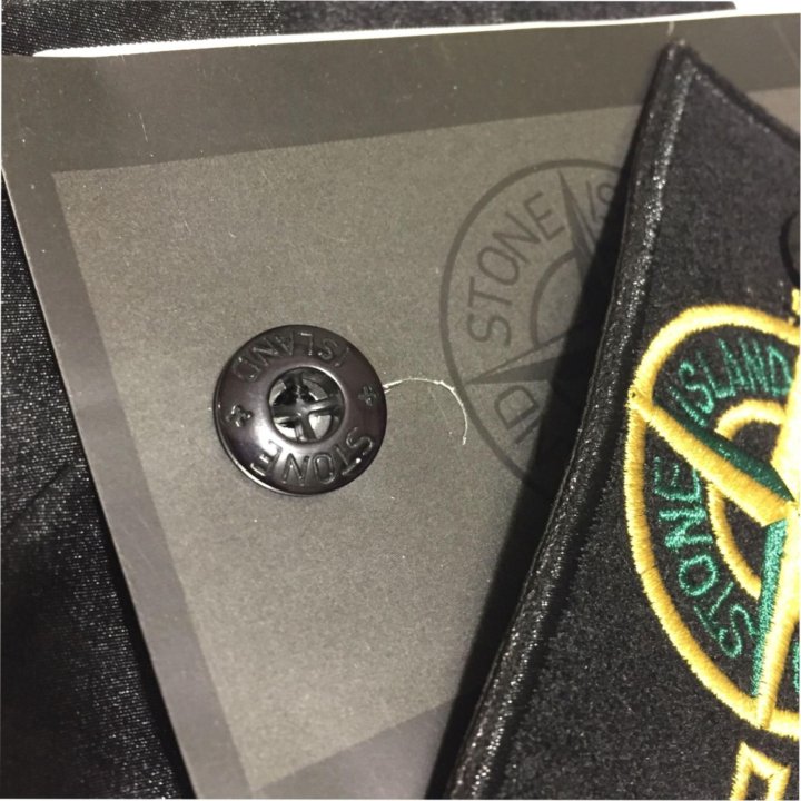 Stone Island ветровка с патчем