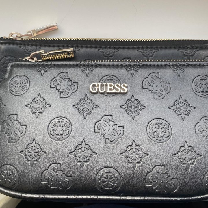 Сумка Guess