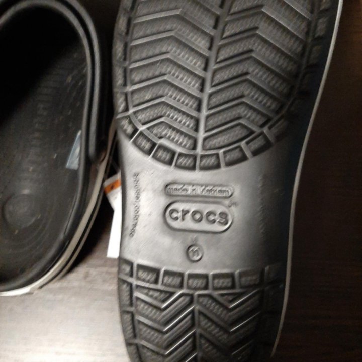 сабо crocs