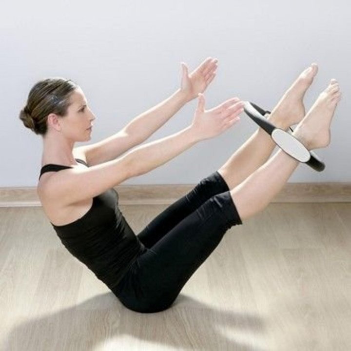 Изотоническое кольцо Pilates Magic Ring