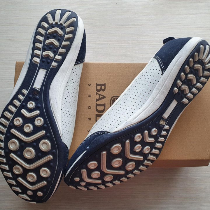 Балетки Baden